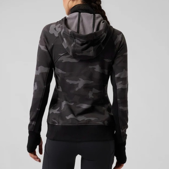 Athleta Triumph Printed Hoodie NWT Small Camouflage black gray sweatshirt - Picture 13 of 13